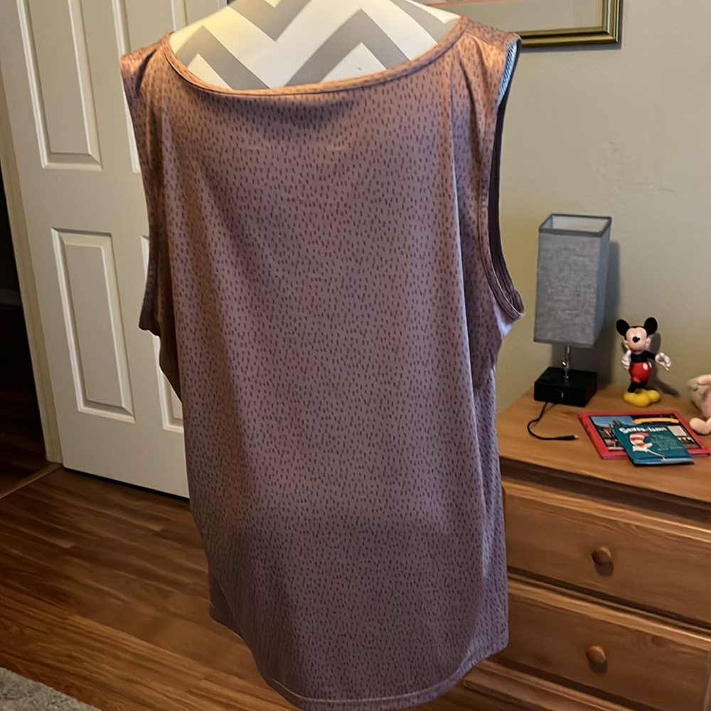 Jockey Workout Tank - Picture 5 of 6